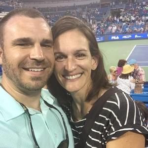 Meet your Posher, Sara